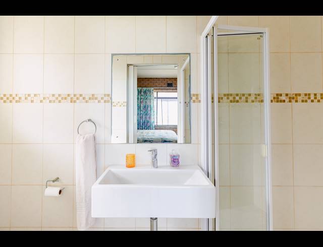 3 BEDROOM HOUSE FOR SALE IN VAN RIEBEECKSTRAND